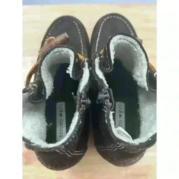 Tommy Girl Brown Suede Wedge Ankle Boots Sherpa Lined Women's Sz 7 Stylish - Picture 3 of 12